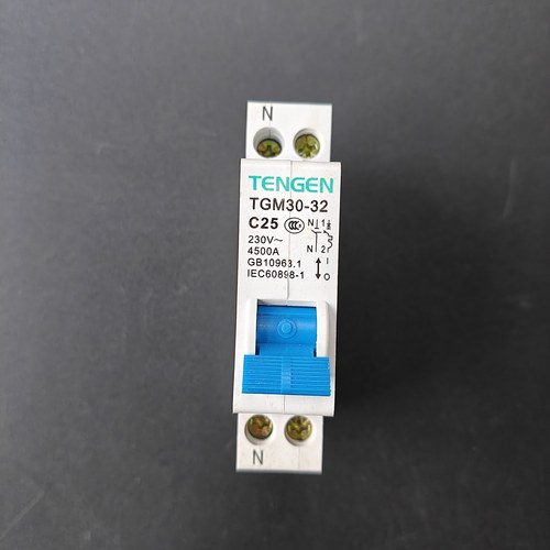 天正空气开关TGM30-32  1P+N  C25A小型断路器空开库存处理