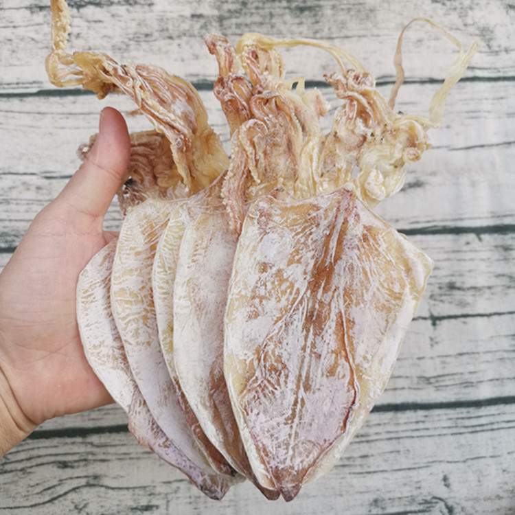 鱿鱼干厂地发货大小均匀