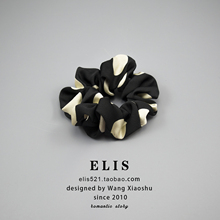618 中号12cm 聚光灯下 复古大圆点 面料好 elis大肠发圈 黑红ins