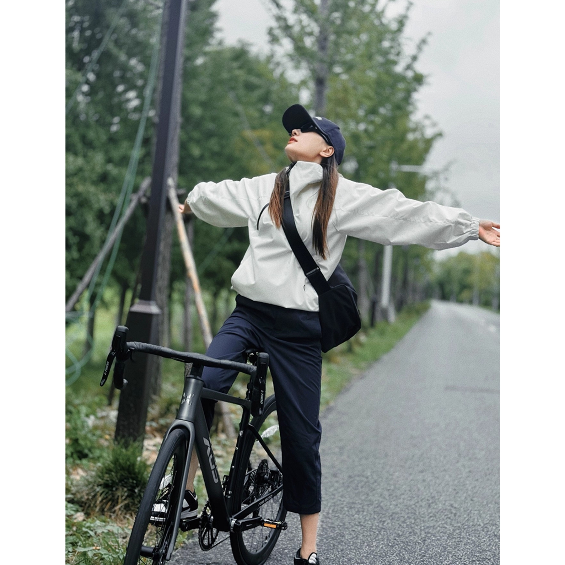 生哥家 力推！品质太好啦！女士户外防风雨高级感软壳冲锋衣外套