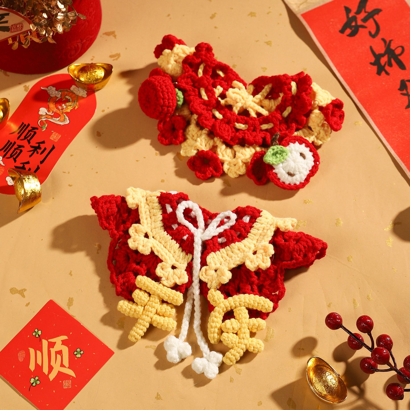 猫咪衣服新年围脖猫猫小猫可爱挂脖狗狗冬季过年项圈宠物保暖围巾