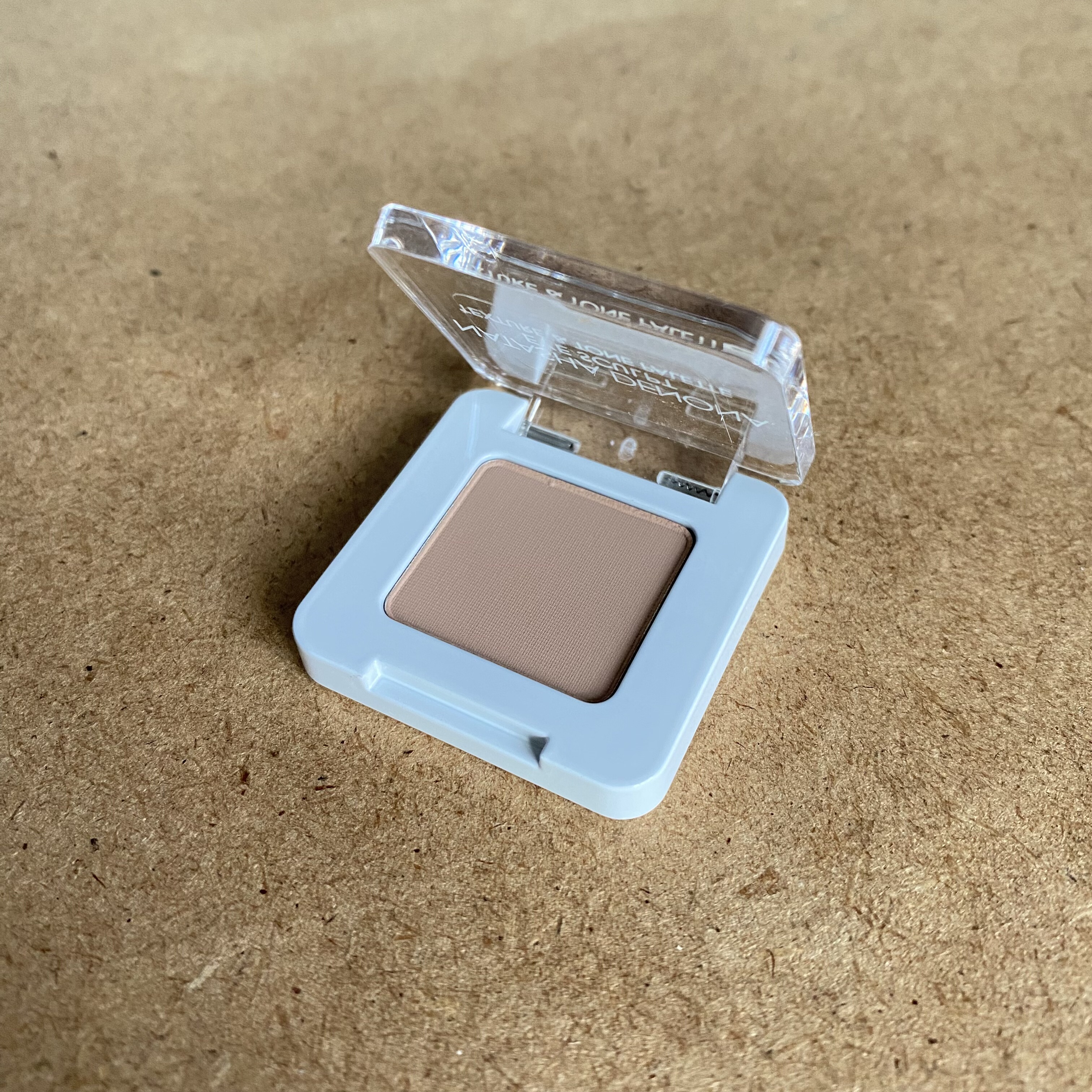 小可爱 娜塔莎Natasha denona ND单色哑光眼影块0.4g小样Y2