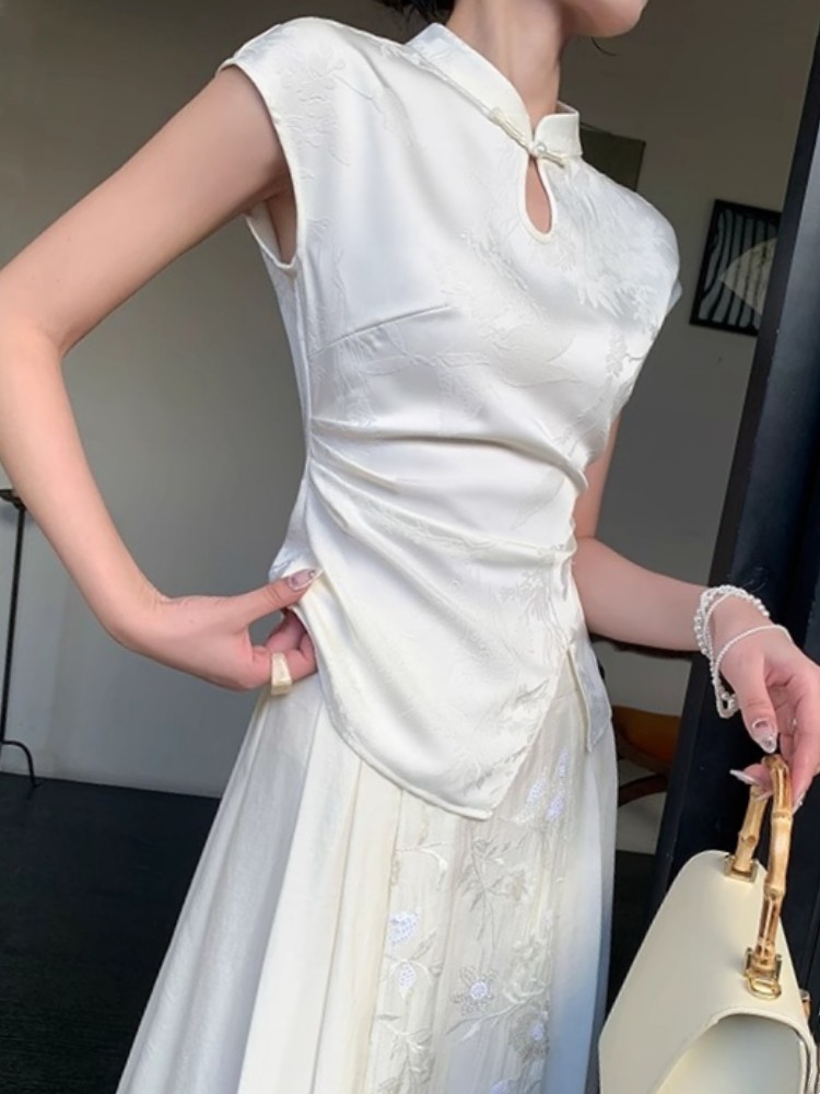 米白色新中式国风立领T恤女夏季2025年修身显瘦短袖上衣,女装/女士精品,衬衫,淘宝优惠券,粉丝福利购,淘宝优惠卷