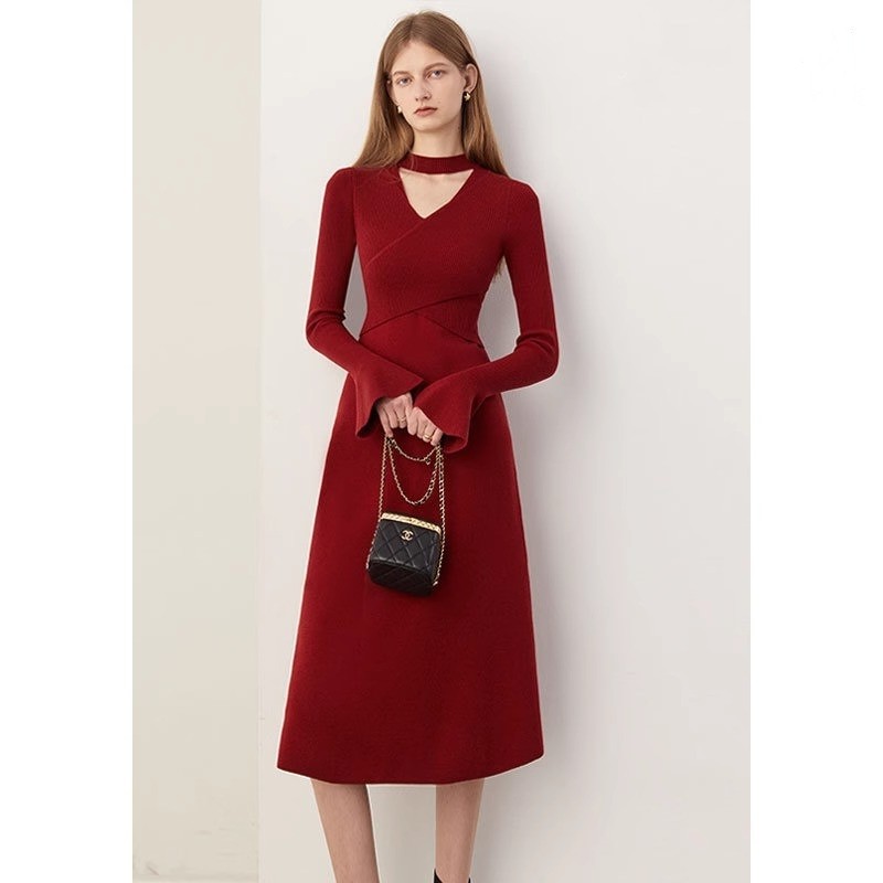 2025春季气质复古红色连衣裙女法式气质收腰长款针织毛衣裙,女装/女士精品,连衣裙,淘宝优惠券,粉丝福利购,淘宝优惠卷