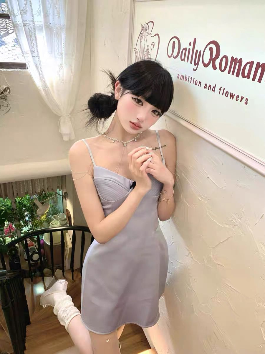 avenement/矜贵千金/缎面吊带连衣裙女高级感收腰显瘦a字短裙