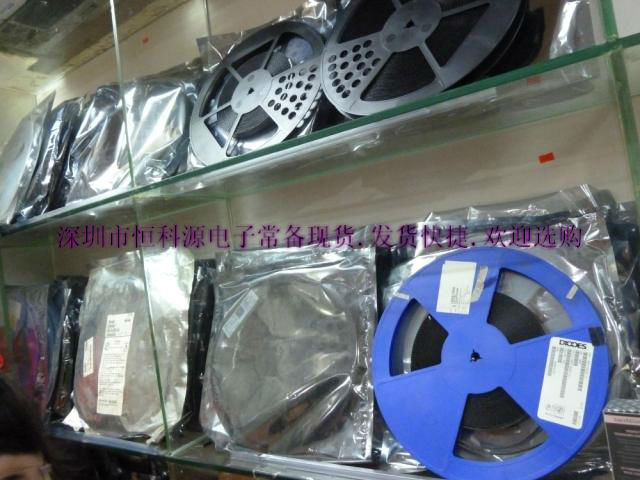 LM122H LM336BZ-50 LT1019MH-5 MC146818AF