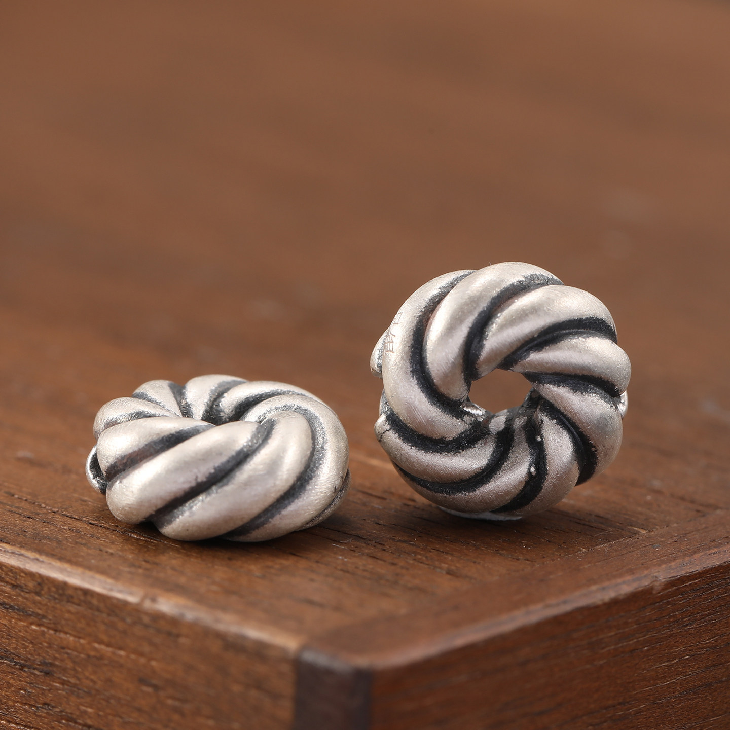 S999足银麻花圆环隔珠配件纯银散珠文玩diy手工编绳串珠通孔银饰