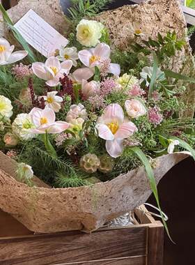 北京鲜花同城速无锡自然风花束