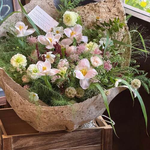 北京鲜花同城速无锡自然风花束