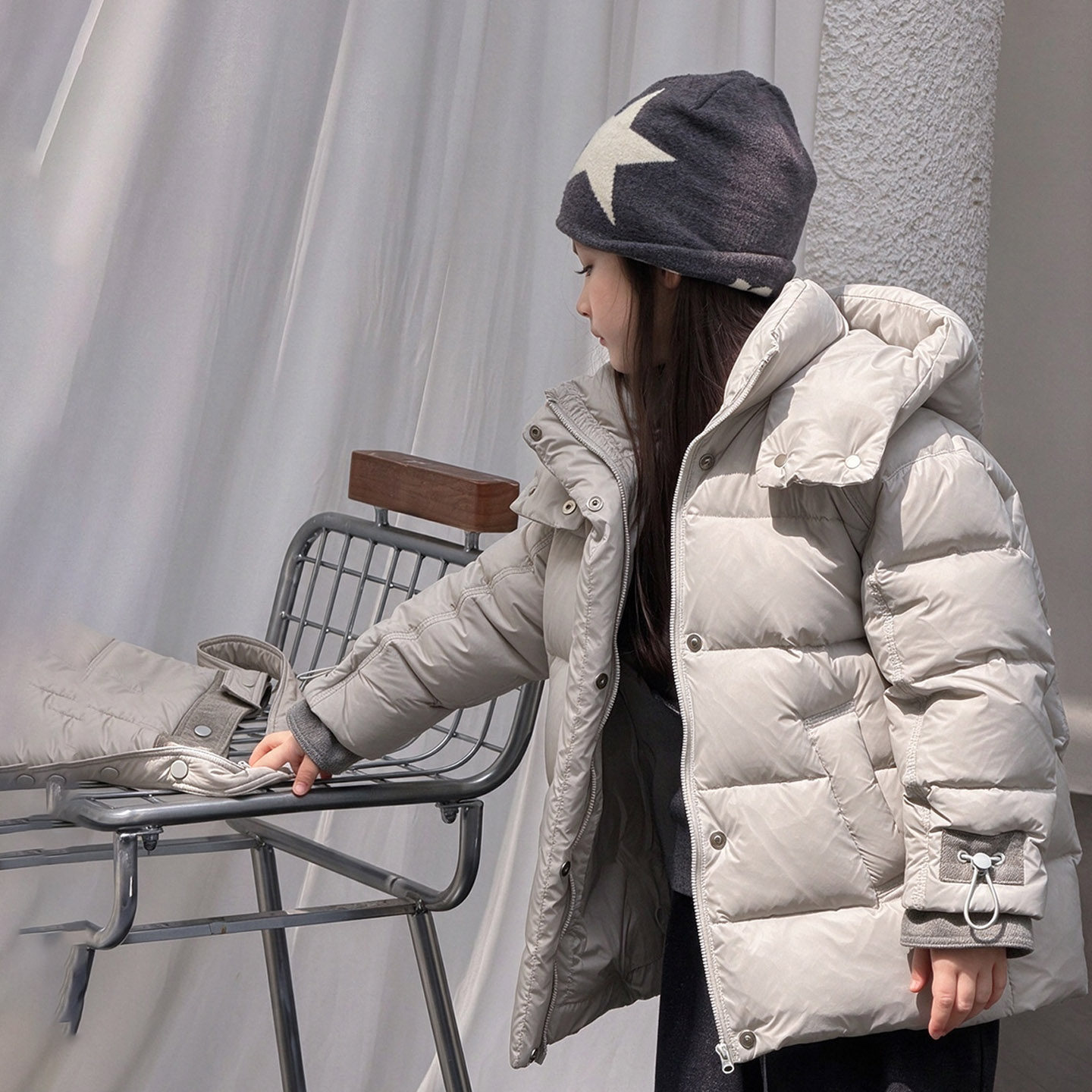 儿童羽绒服女童中长款2026新款女孩中大童冬装洋气加厚防寒外套潮