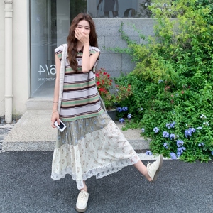 撞色拼接假两件无袖连衣裙女2025年夏季新款设计感甜美减龄背心裙图片