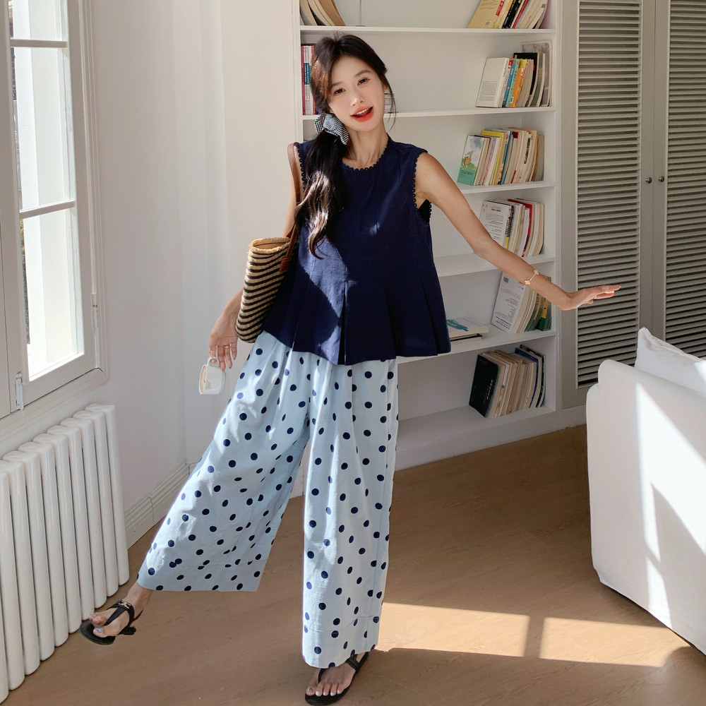盐甜系穿搭无袖背心波点阔腿裤套装女夏新款休闲显瘦松弛感两件套图片