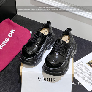 小皮鞋女2026春季新款时尚英伦风松糕厚底增高8CM百搭乐福鞋子