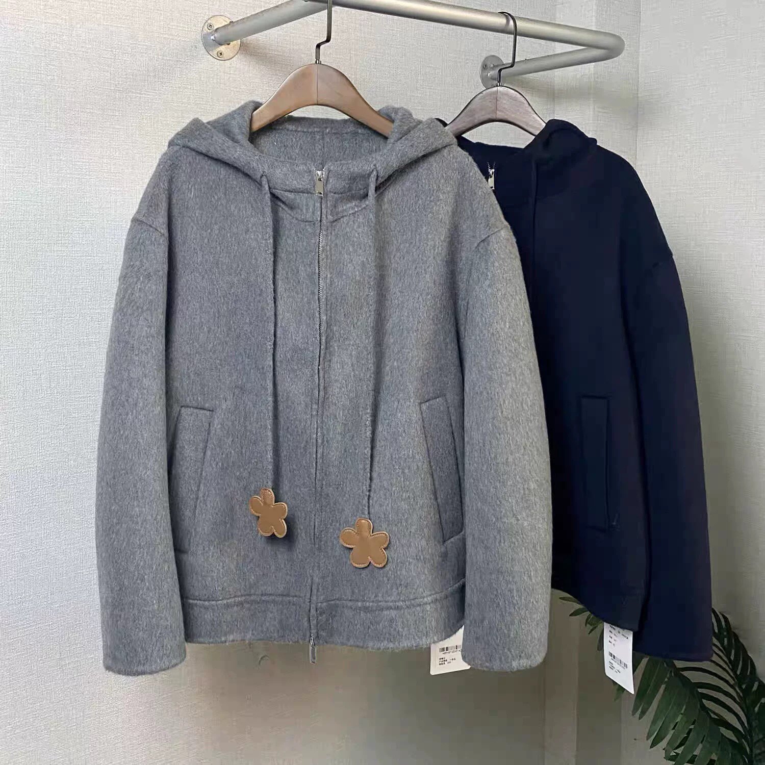 连帽减龄学院风秋冬毛呢卫衣外套