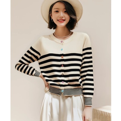 彩色纽扣条纹针织衫打底衫毛衣
