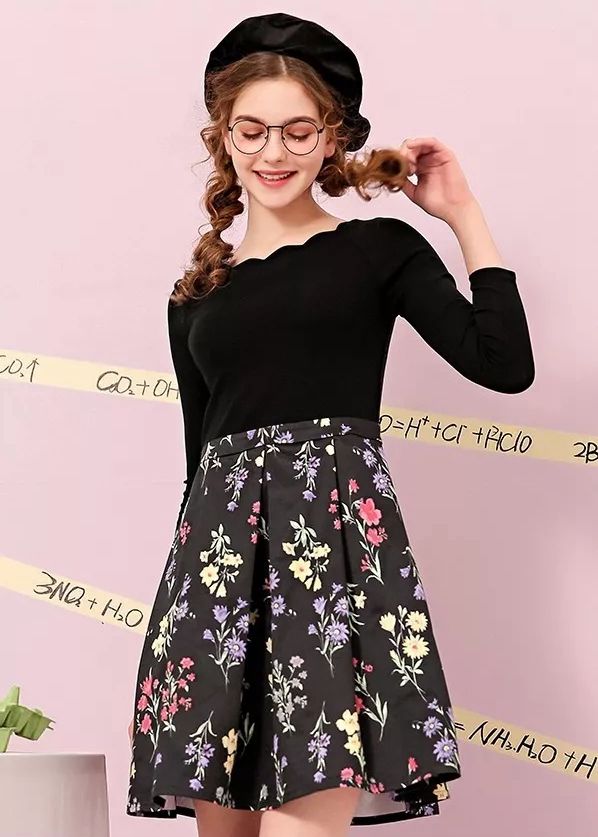 连衣裙 高端新品甜美波浪边一字领拼接花朵印花 假两件打底裙0.45