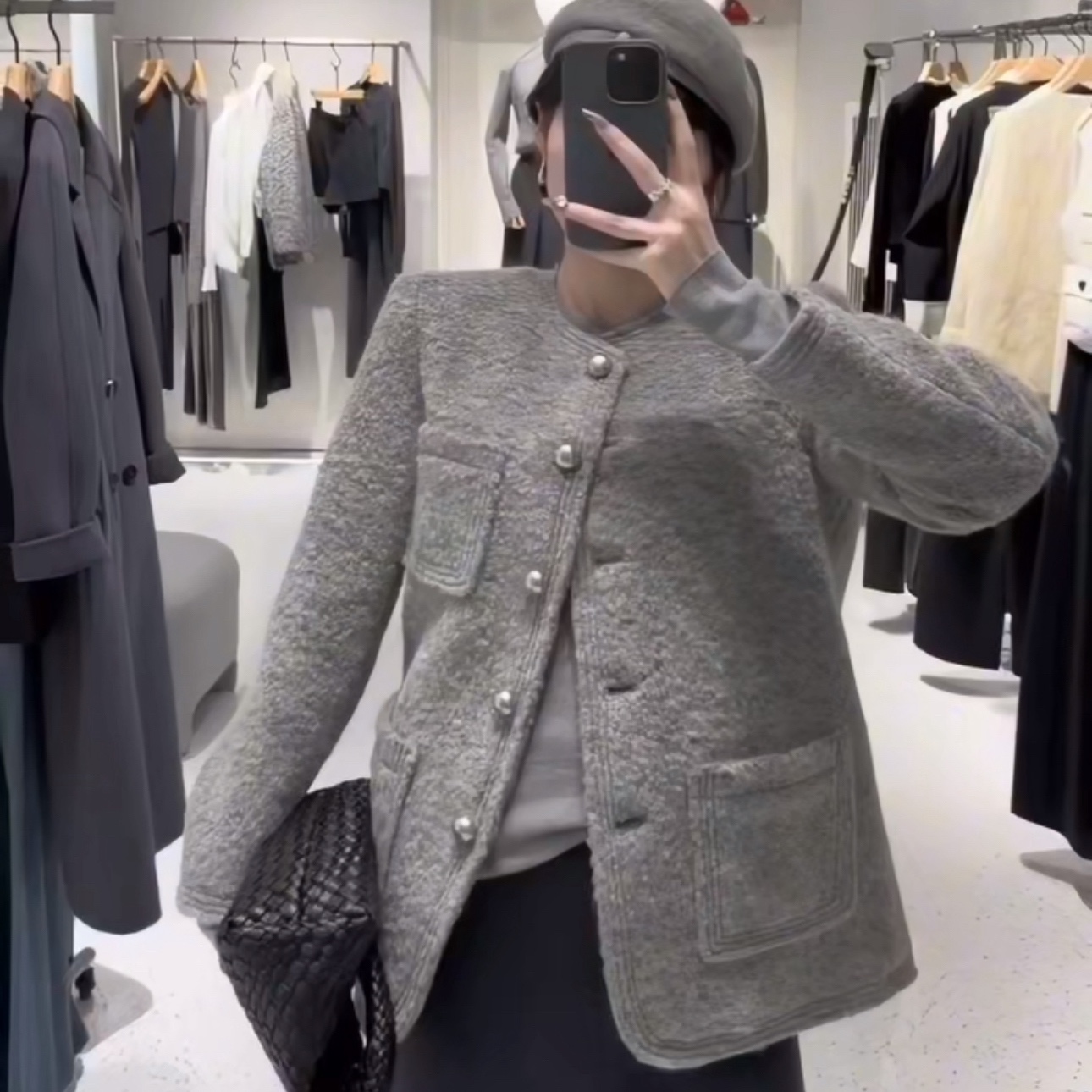 圆领毛圈毛冬款加厚气质毛呢外套