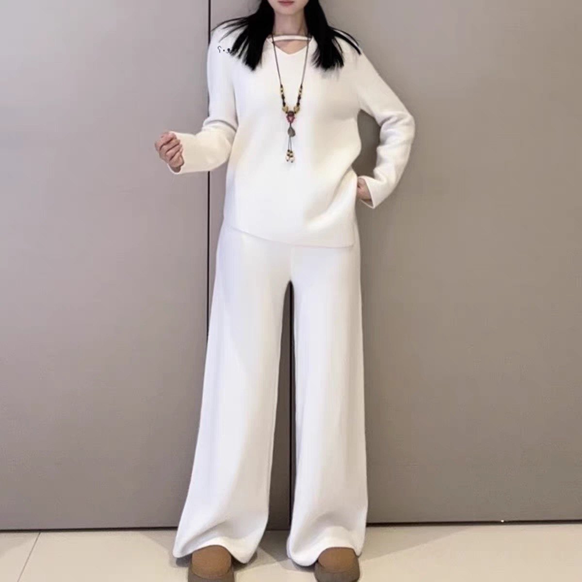 两件套 V领不规则下摆毛衣+针织直筒裤气质通勤简约休闲 套装1.21,女装/女士精品,时尚套装,淘宝优惠券,粉丝福利购,淘宝优惠卷