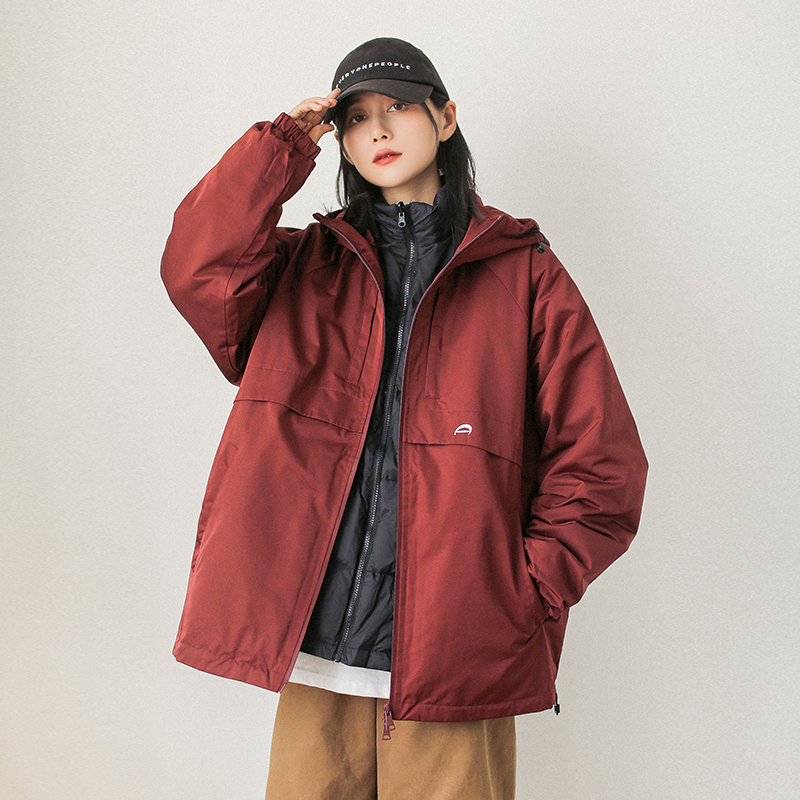 户外山系三合一冲锋衣羽绒服