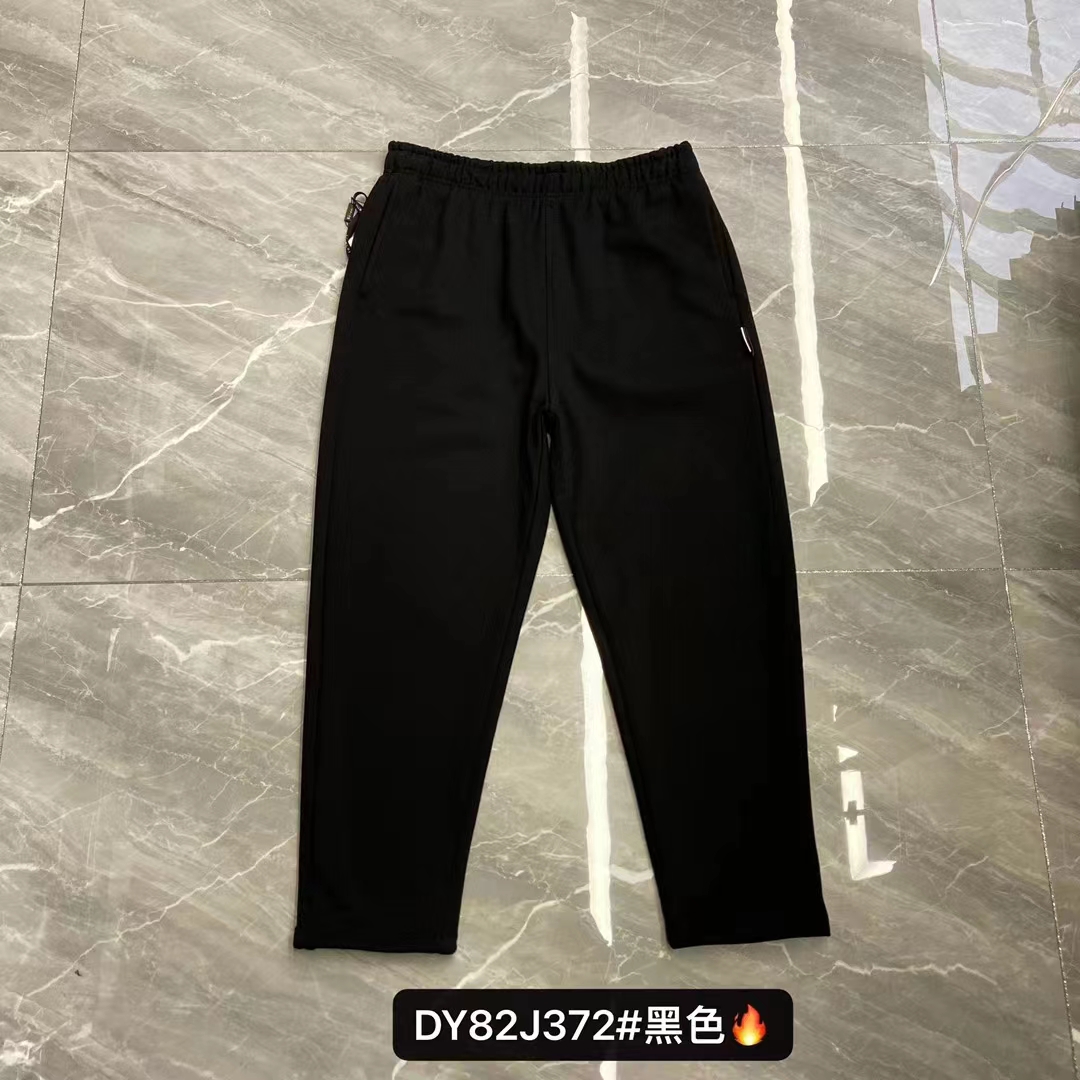 运动裤达依空间加肥2022