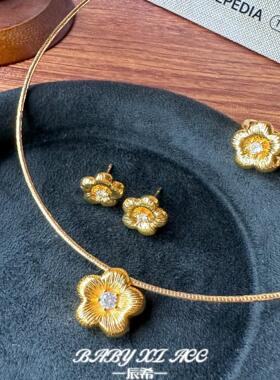 「花蕊」时尚花朵锆石镶嵌小众设计高级感搭配项链耳环戒指 X029