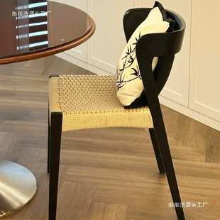 法式实木餐椅中复古风黑色梳化妆凳藤编织设计师靠背可叠放桌椅子