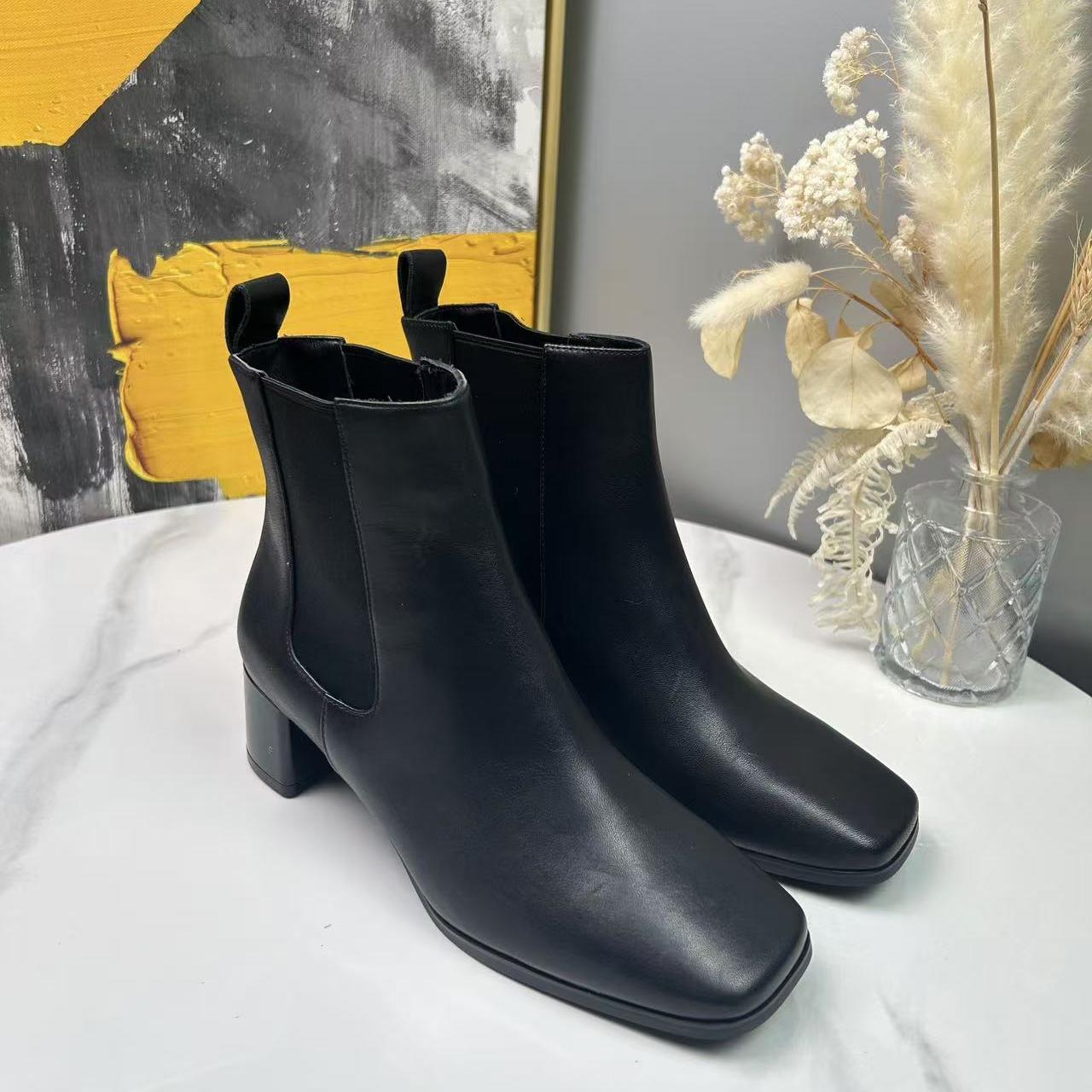 Qbu专柜正品黑色牛皮单里方头粗跟简约款瘦瘦靴2A01 2/1