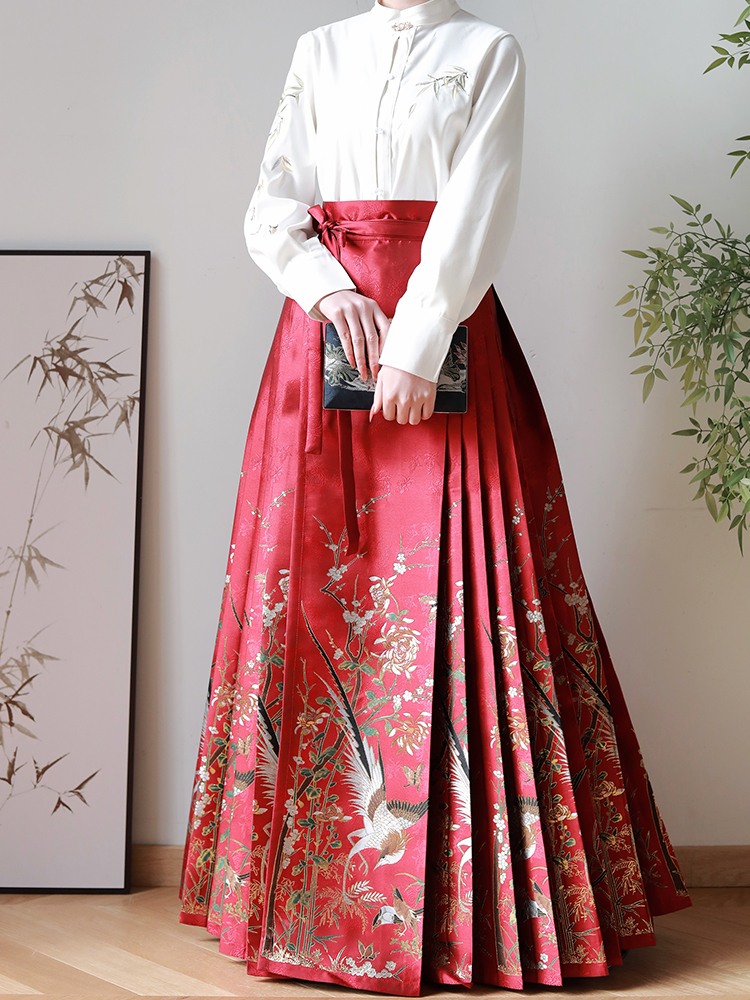 序绘[清仓价处理价]明制汉服[雀影]新中式织金红色马面裙女款日常
