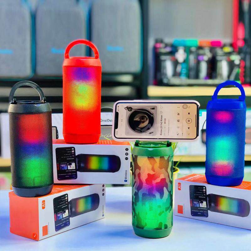 布艺蓝牙音箱户外家用高品质便携式tws桌面无线低音炮炫彩灯音响