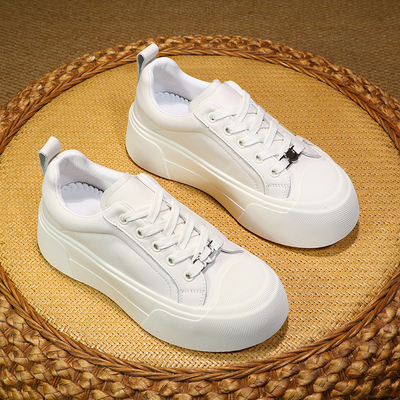 头层牛皮小白鞋女2025新款秋款大码女鞋41休闲百搭真皮厚底板鞋43