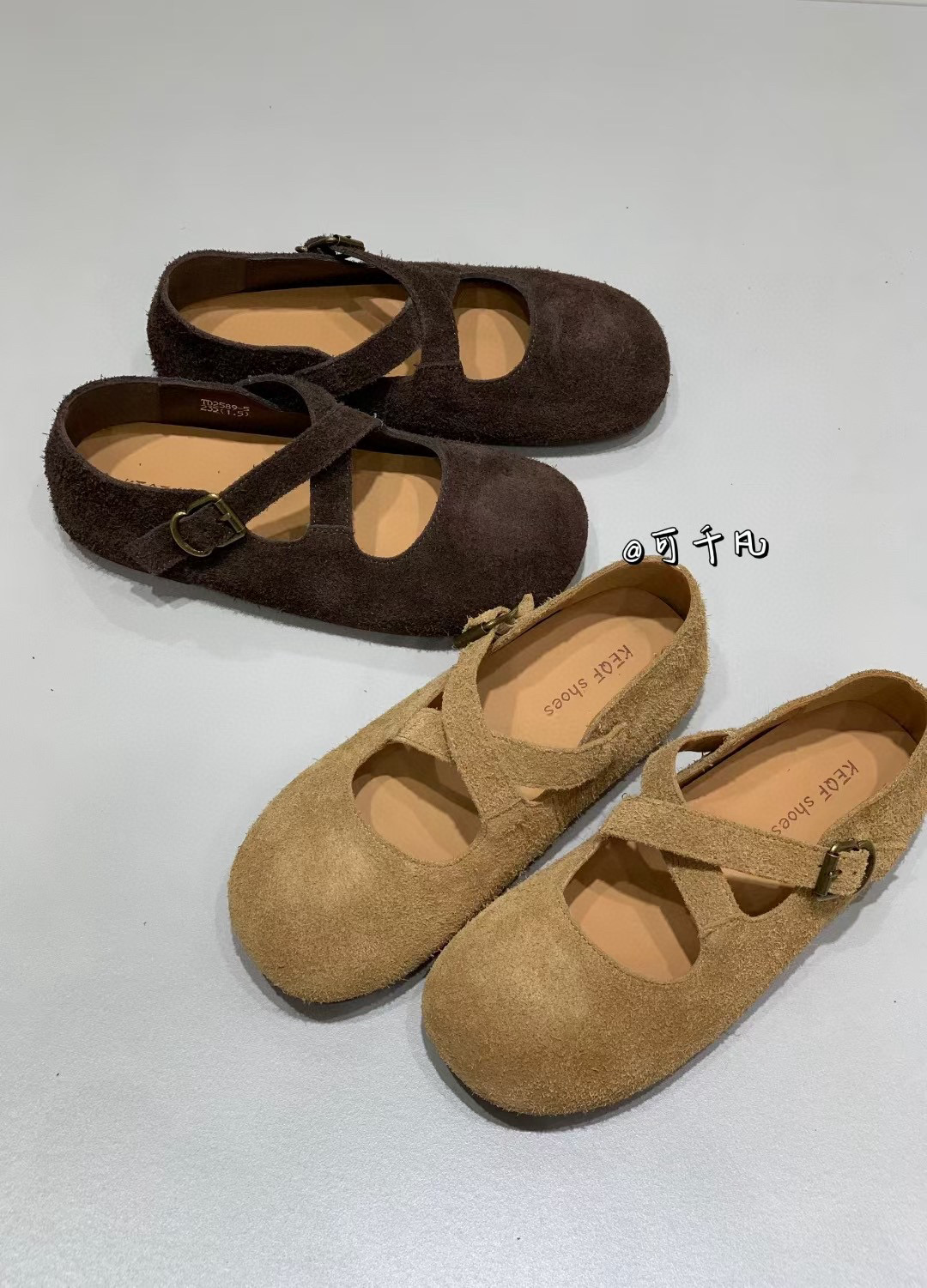 。可千凡2589-5丑萌厚底勃肯鞋女2025圆头皮带扣真皮玛丽珍鞋