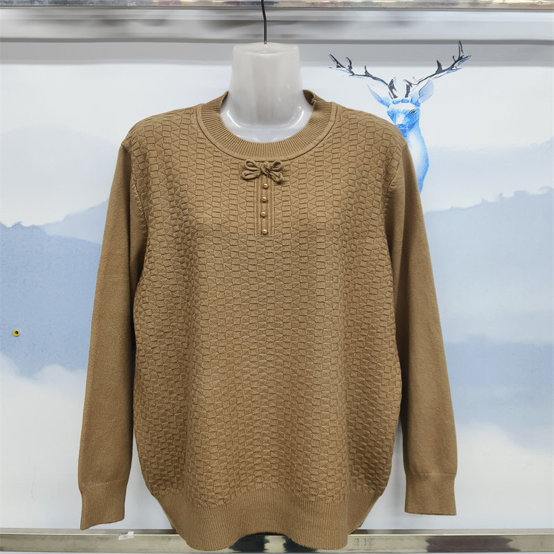 2026新款妈妈春装加肥加大码针织毛衣中老年女圆领薄款打底衫上衣