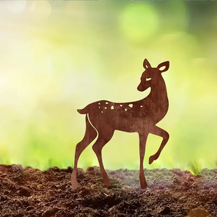 生锈铁制梅花鹿雕像花园桩户外装饰坚固的金属花插适用于花盆景观