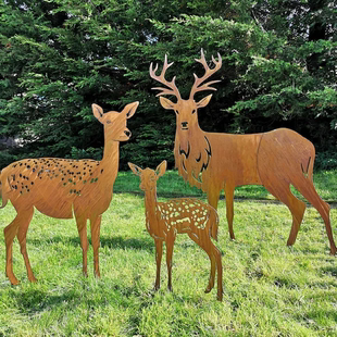 大型鹿雕塑做旧的金属驯鹿剪影户外花园草坪装饰农场园林动物摆件