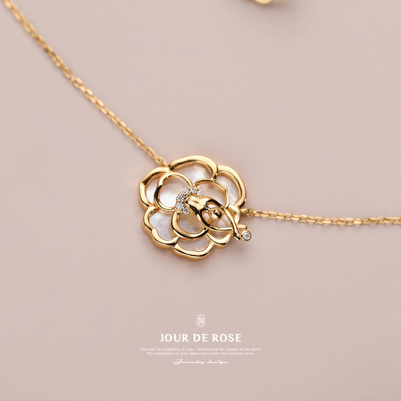 《花间舞伶》复古设计镀金金贝母