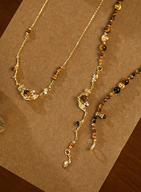 《松鼠榛果》原创设计高级感复古秋冬小众虎眼石纯银锁骨项链女款