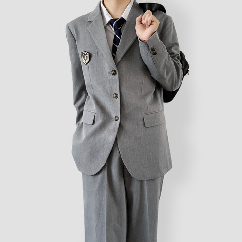 木村叔商务春秋三粒扣宽松徽章