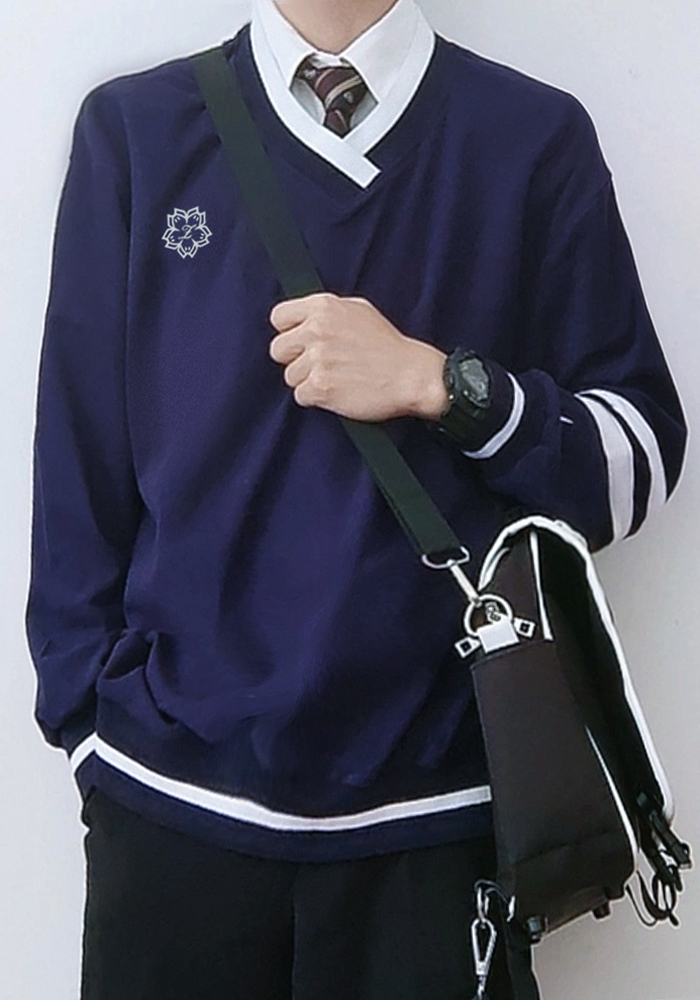 清仓木村叔dk原创刺绣日系卫衣男学生V领秋季内搭白色德绒打底衫