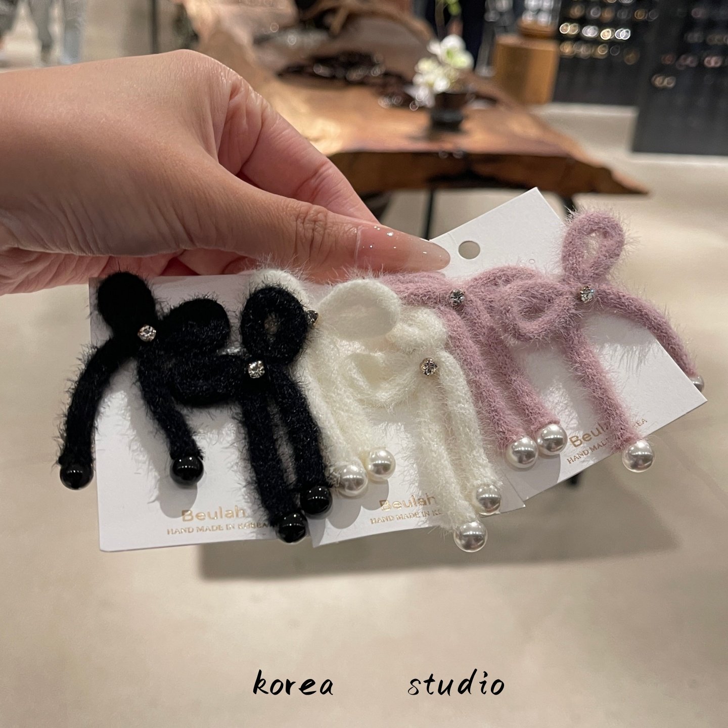 韩国毛绒蝴蝶结耳环甜美珍珠水钻耳钉可爱网红少女风ins小众温柔