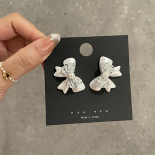 韩国手工亚克力蝴蝶结镶钻耳钉夸张个性时尚耳饰2025新款百搭耳环