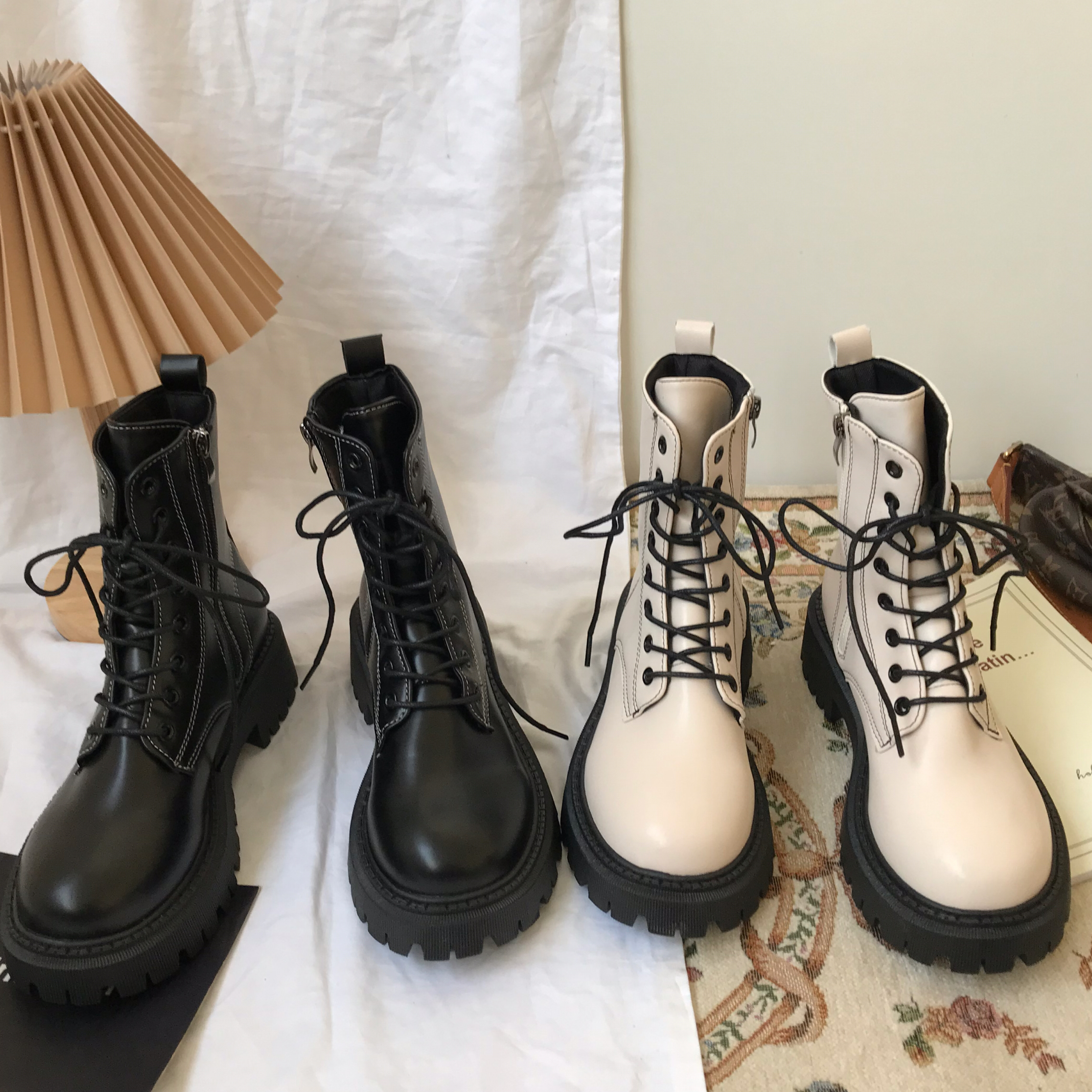 新款ins港味机车潮酷春秋单靴