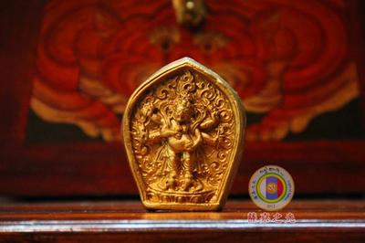 佛像六臂白马哈嘎拉随身密宗