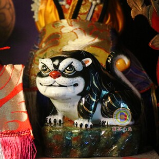 拙火艺术手绘威武虎将军 黑虎爷金虎爷咬钱来 小孩的守护陶瓷摆件