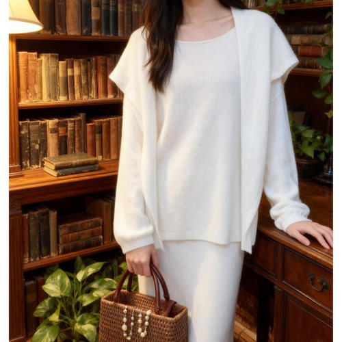 慵懒温柔羊毛针织毛衣+披肩两件套女宽松柔软软糯落肩袖百搭上衣A