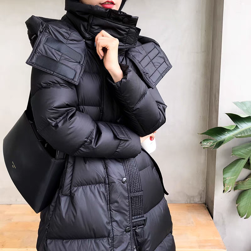 2025年冬季新款高端90%白鸭绒长款女装收腰修身加厚保暖羽绒服女