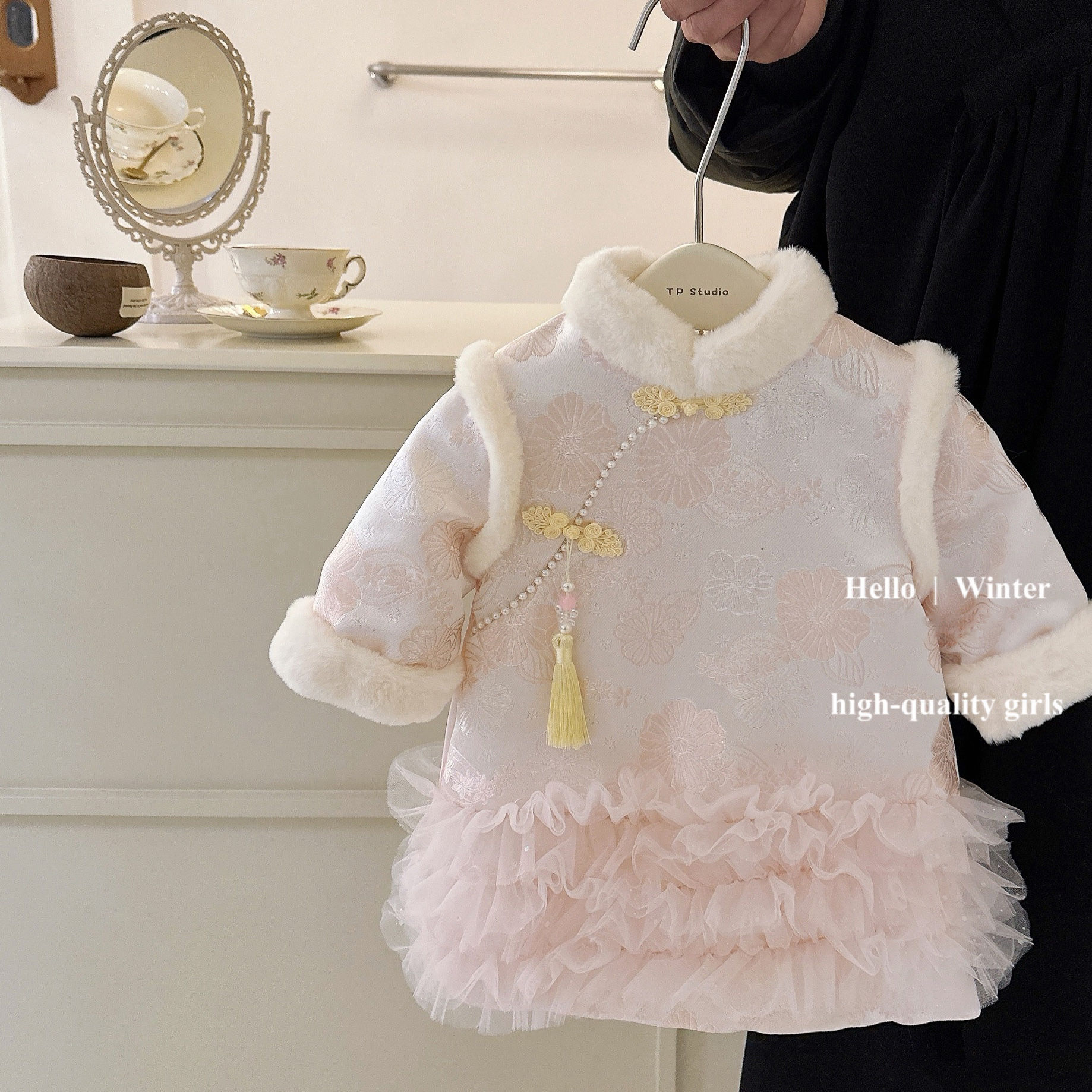 柠里唐装拜年服女童汉服秋冬儿童周岁礼服宝宝喜庆过年衣服中国