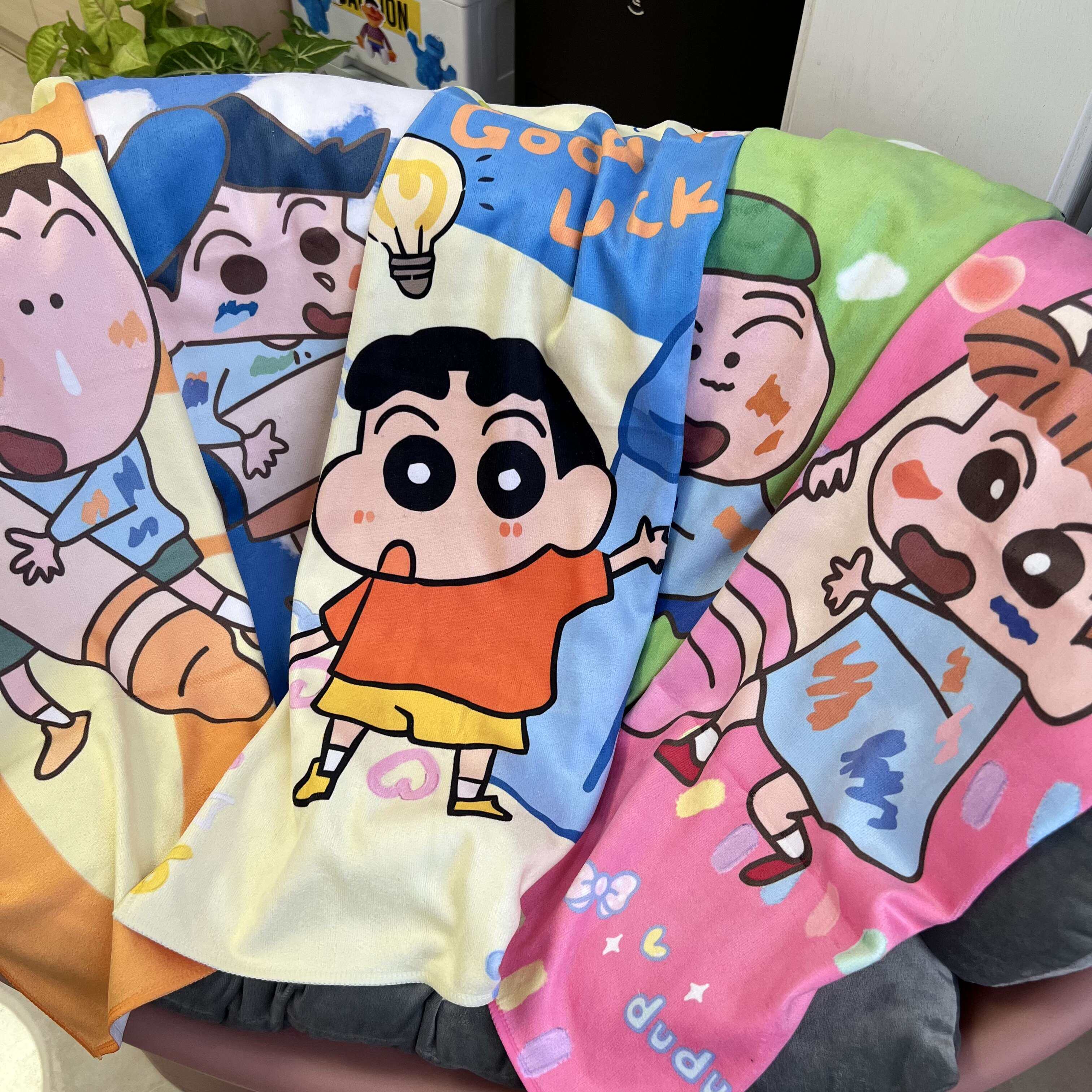 卡通居家情侣彩色毛巾浴巾吸水柔软游泳健身儿童蜡笔小新跑步运动