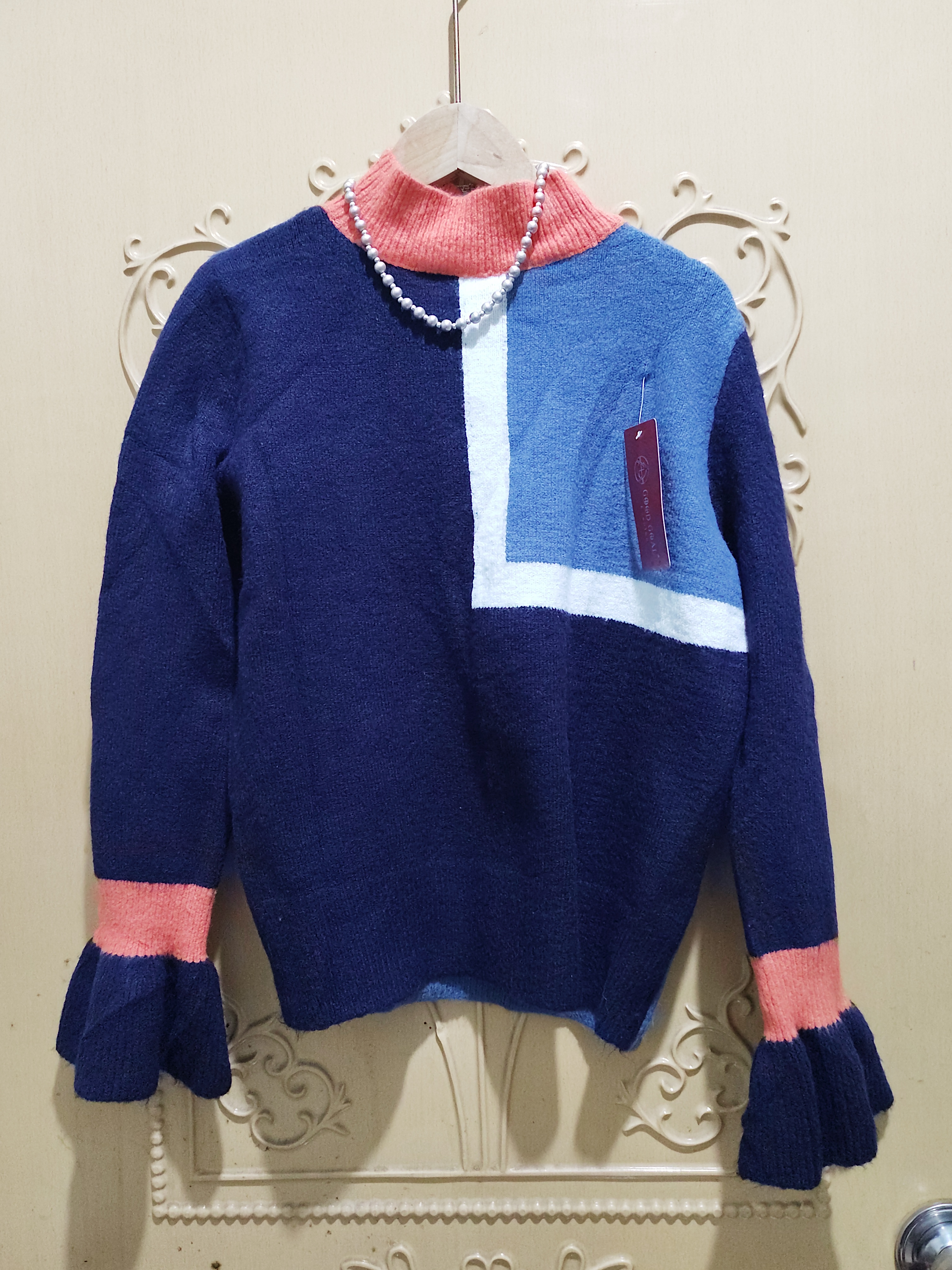 毛衣女秋冬新款韩版撞色慵懒风软糯针织衫上衣加厚保暖毛衣喇叭袖