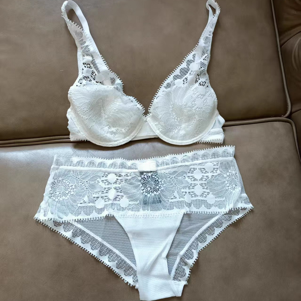 艾塔丽丝  欧美女士薄款蕾丝性感文胸套装适合70B75B80B