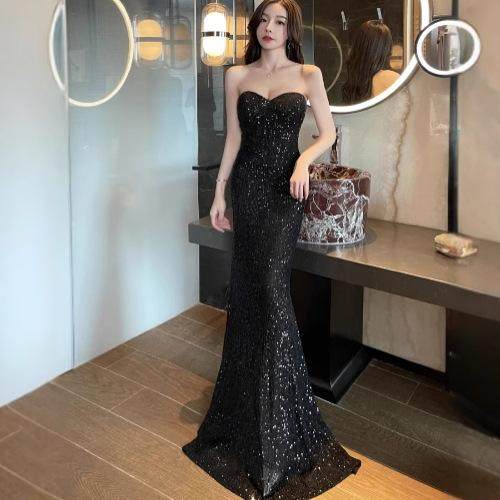 高级感鱼尾礼服裙轻奢小众高端修身包臀显瘦性感抹胸亮片晚礼服裙
